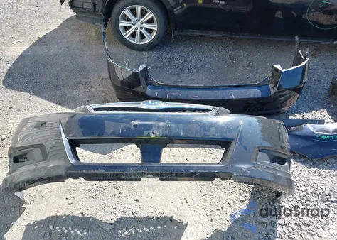 2010 Subaru Legacy 2.5I Premium из США, поврежденный, VIN 4S3BMBG69A3241834